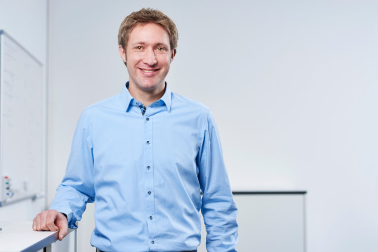 Interview mit Dr. Julien Mintenbeck, einer der Gründer der robodev GmbH aus Karlsruhe