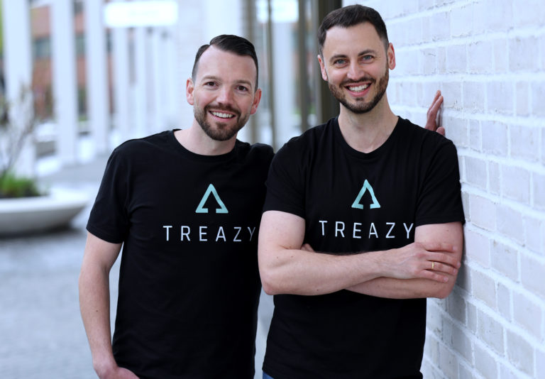 TREAZY. möchte die besten Socken der Welt anbieten und Menschen zu Helden machen