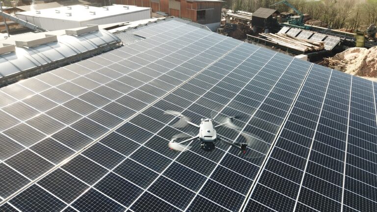 PVision: Revolutionäre Drohnentechnologie zur Optimierung von Photovoltaikanlagen